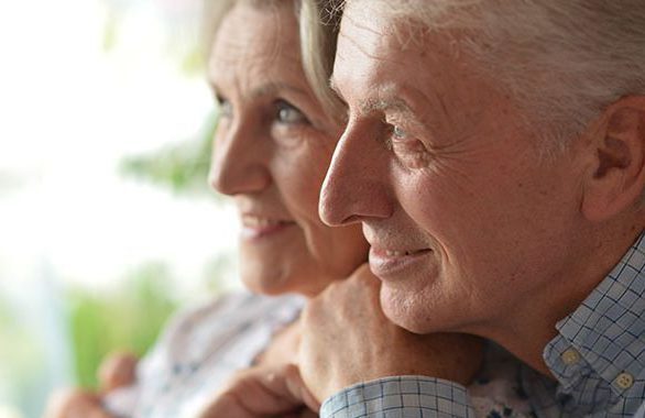 retirement-couple-services-e1492527179901-586x380